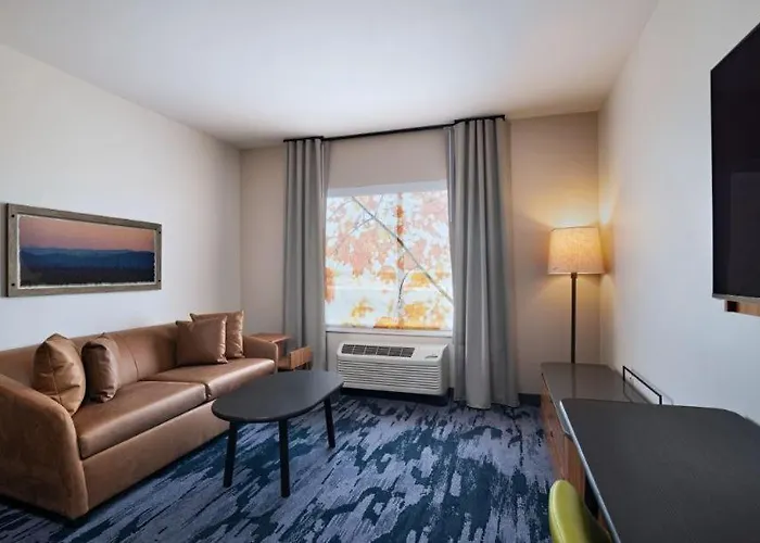 Hotel Fairfield By Marriott & Worth Alliance Airport